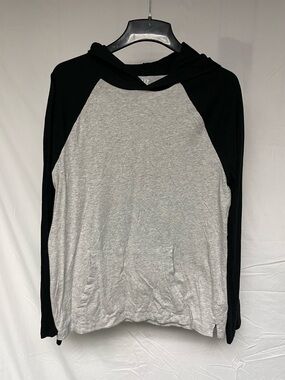 GAP Gray and Black Two-Tone Pullover